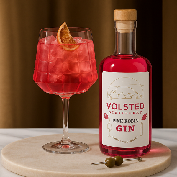 Volsted Pink Robin Gin + 2 The Blend Gin Glass
